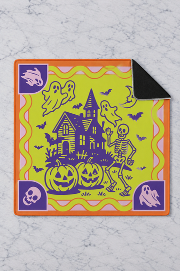 Ghostly Mansion Halloween Mahjong Mat