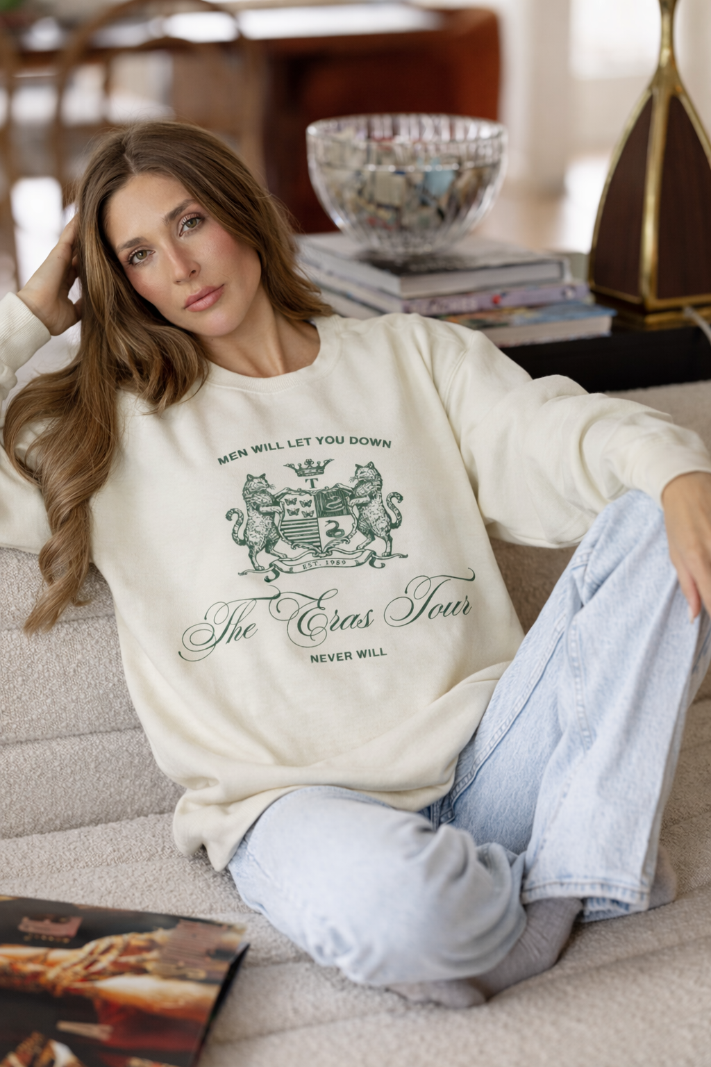 Miss Americana Crest Sweatshirt in Ivory