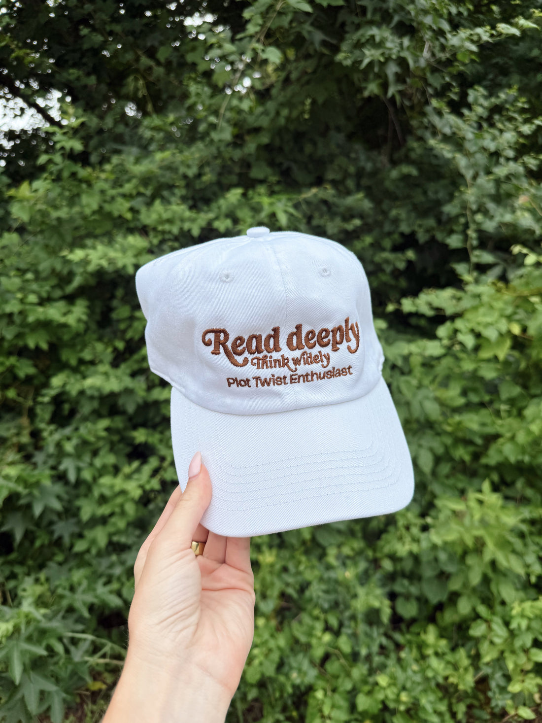 Read Deeply hat