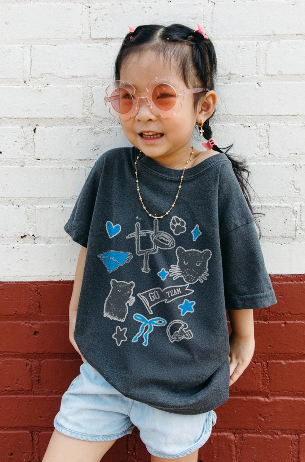 Youth Carolina Game Day Icons Tee in Pepper
