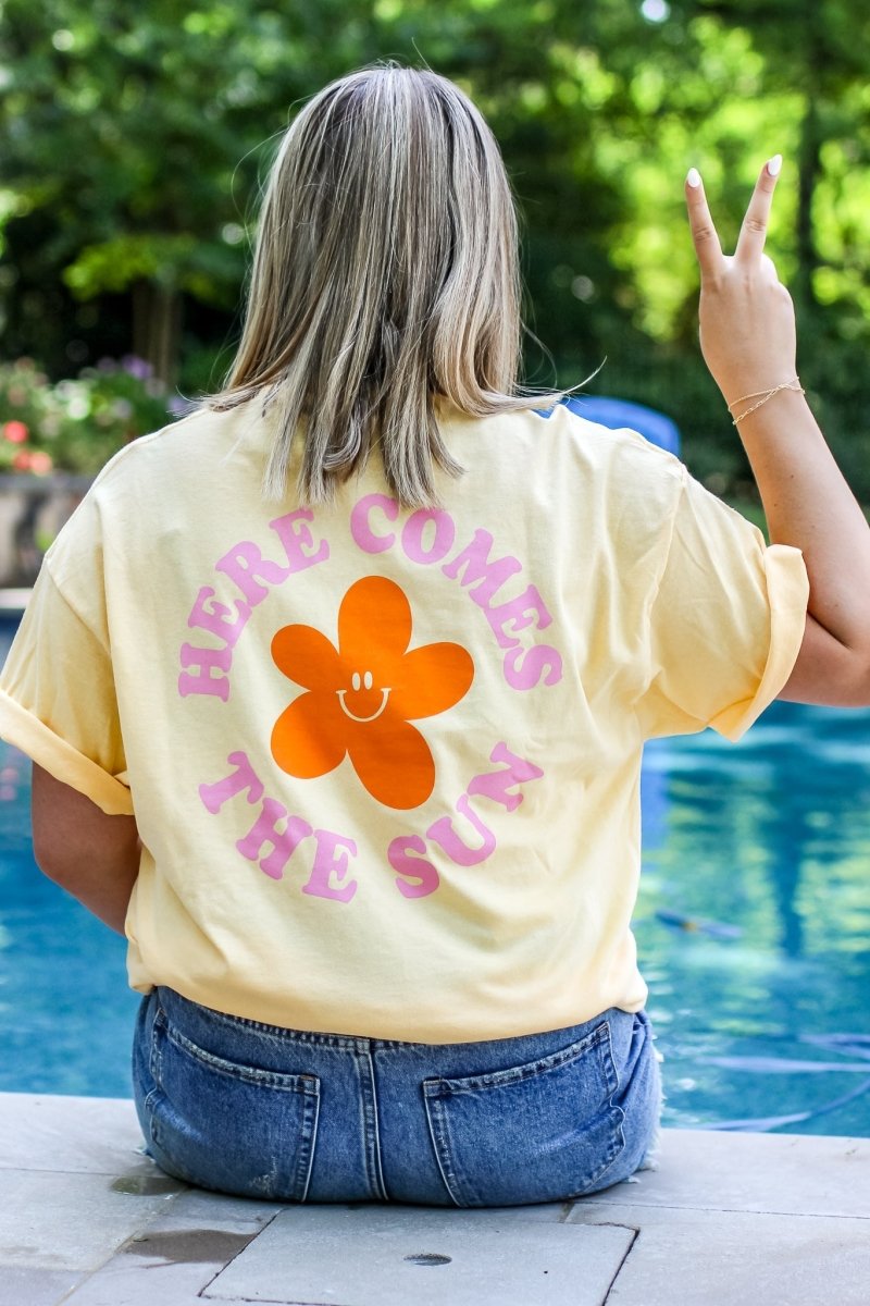 Here Comes The Sun Tee - Girl Tribe Co.