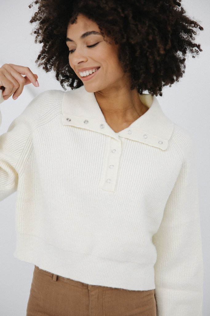 The Julianne Ribbed Cropped Sweater in Cream - Girl Tribe Co.